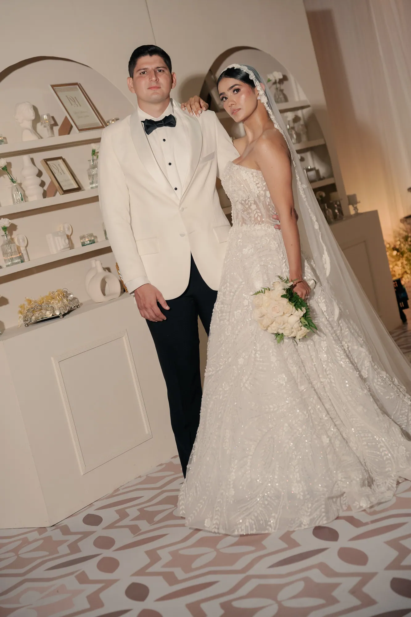 David y Mónica el día de su boda, fotografiados por Omar Fraija