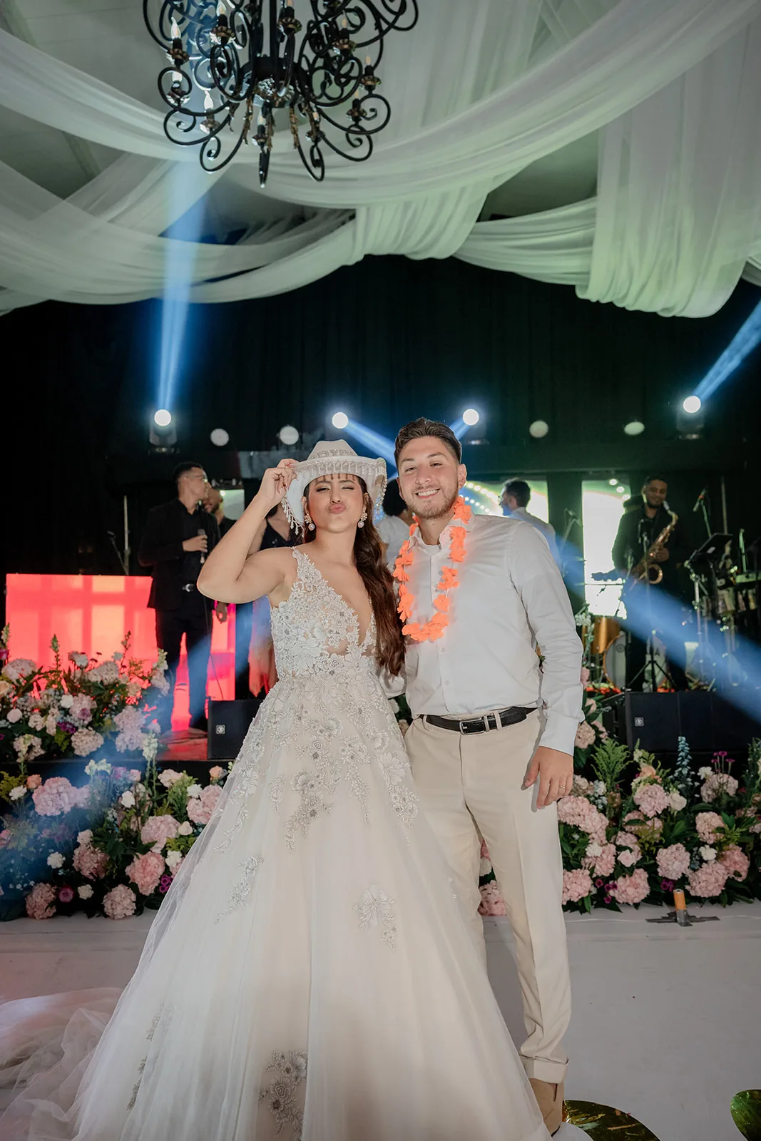 Boda de Vale y Chris — fiesta