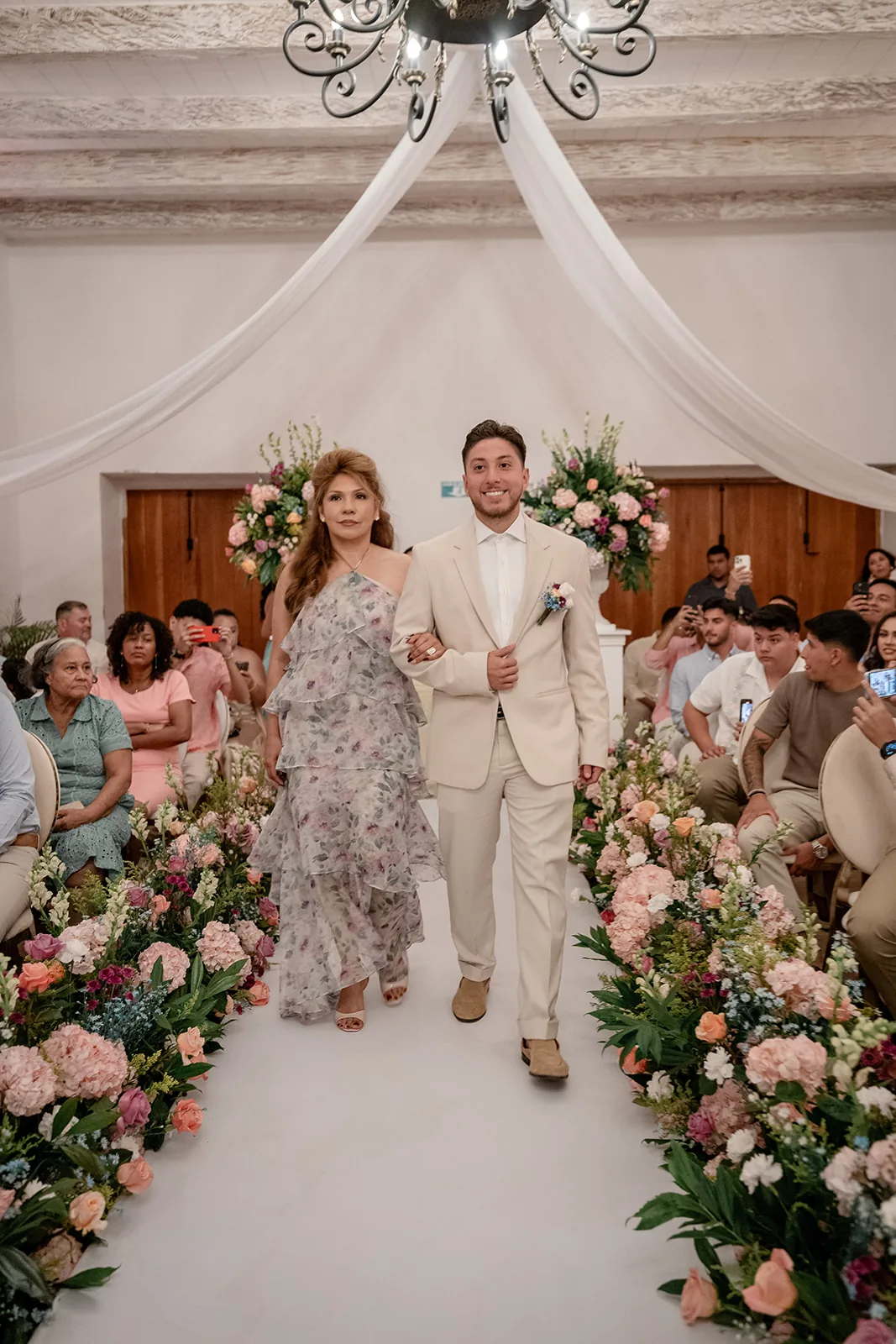 Boda de Vale y Chris — iglesia