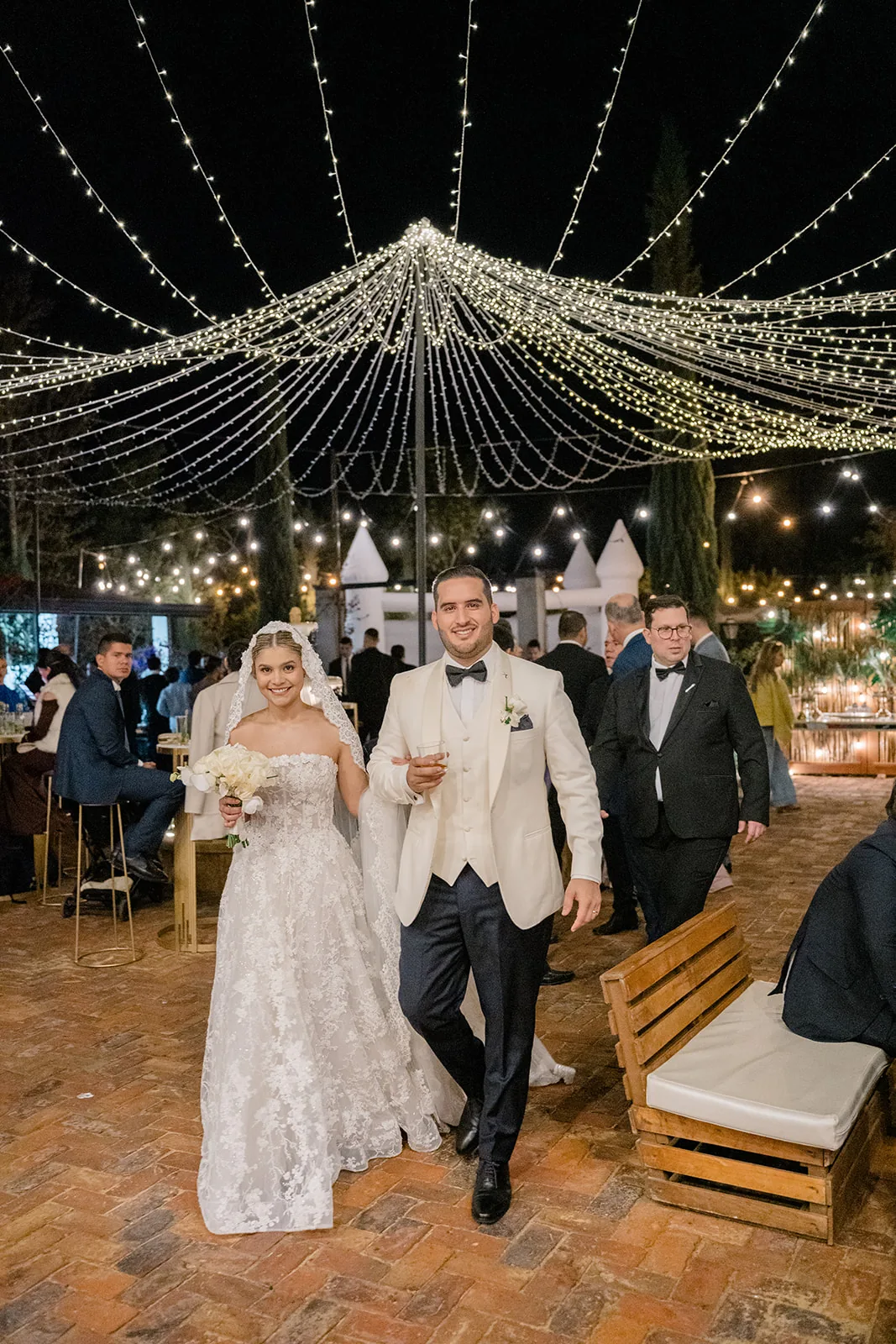 Boda de Vale y Miguel — fiesta