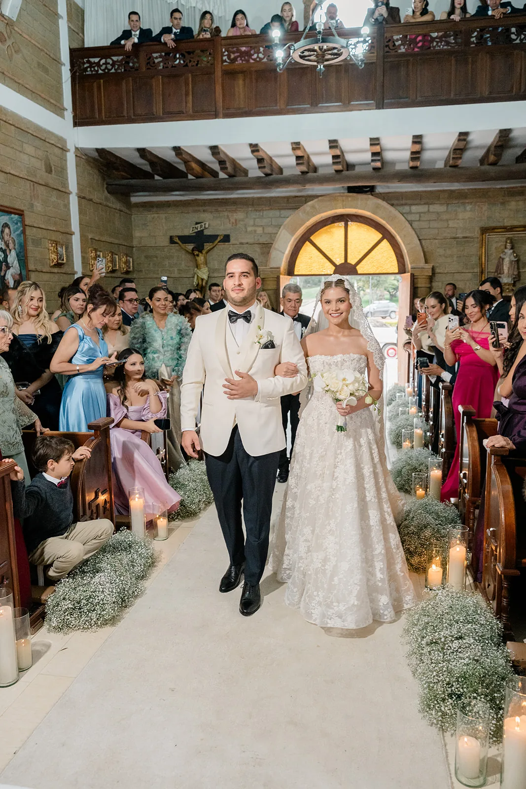 Boda de Vale y Miguel — iglesia