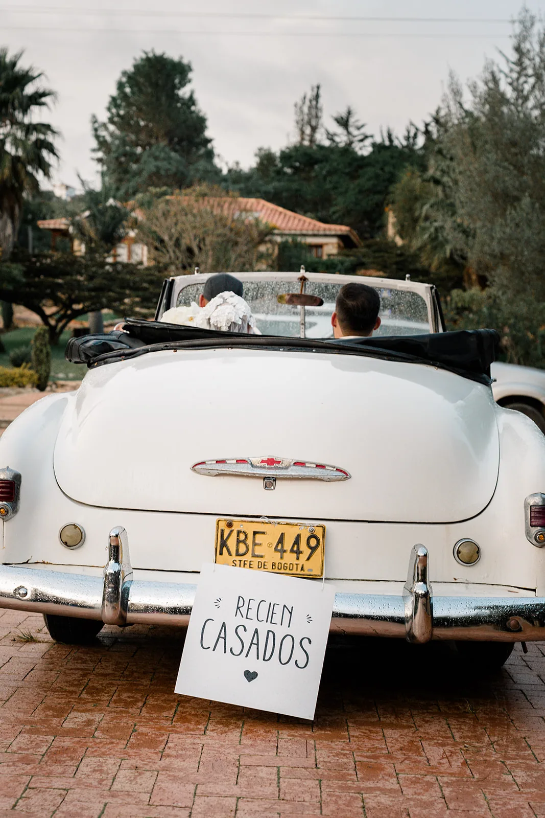 Boda de Vale y Miguel — iglesia